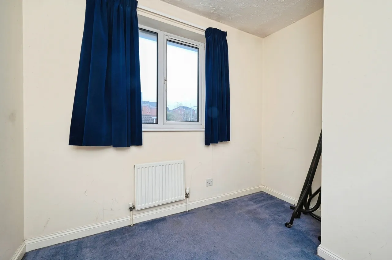 Thorpelands Avenue, Forest Town, Mansfield, Nottinghamshire, NG19, photo 12