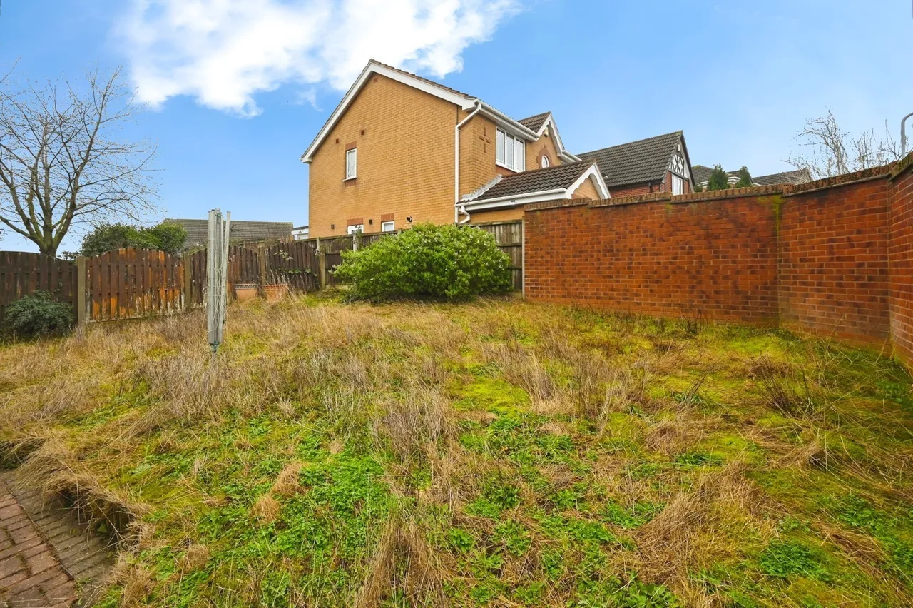Thorpelands Avenue, Forest Town, Mansfield, Nottinghamshire, NG19, photo 17