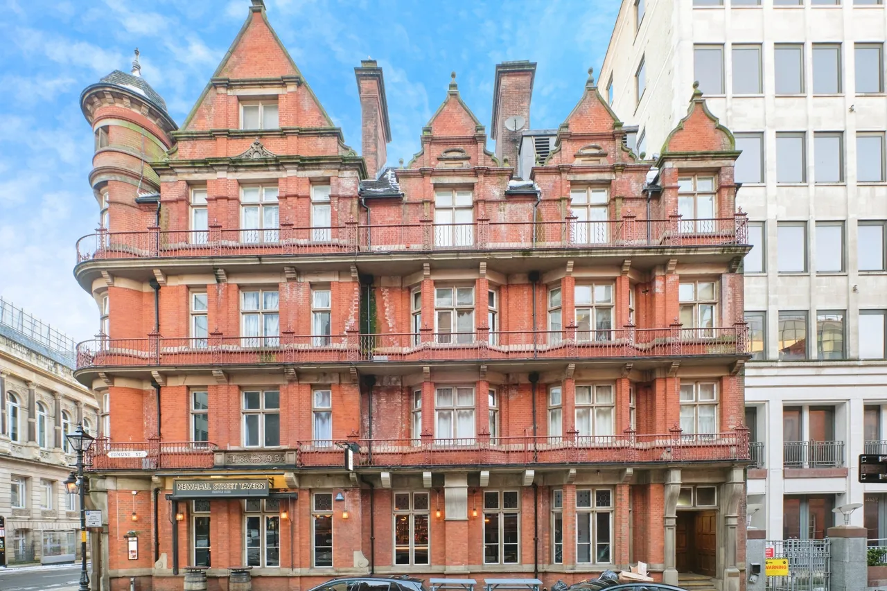 1 bed flat for sale — 104 Edmund Street, Birmingham