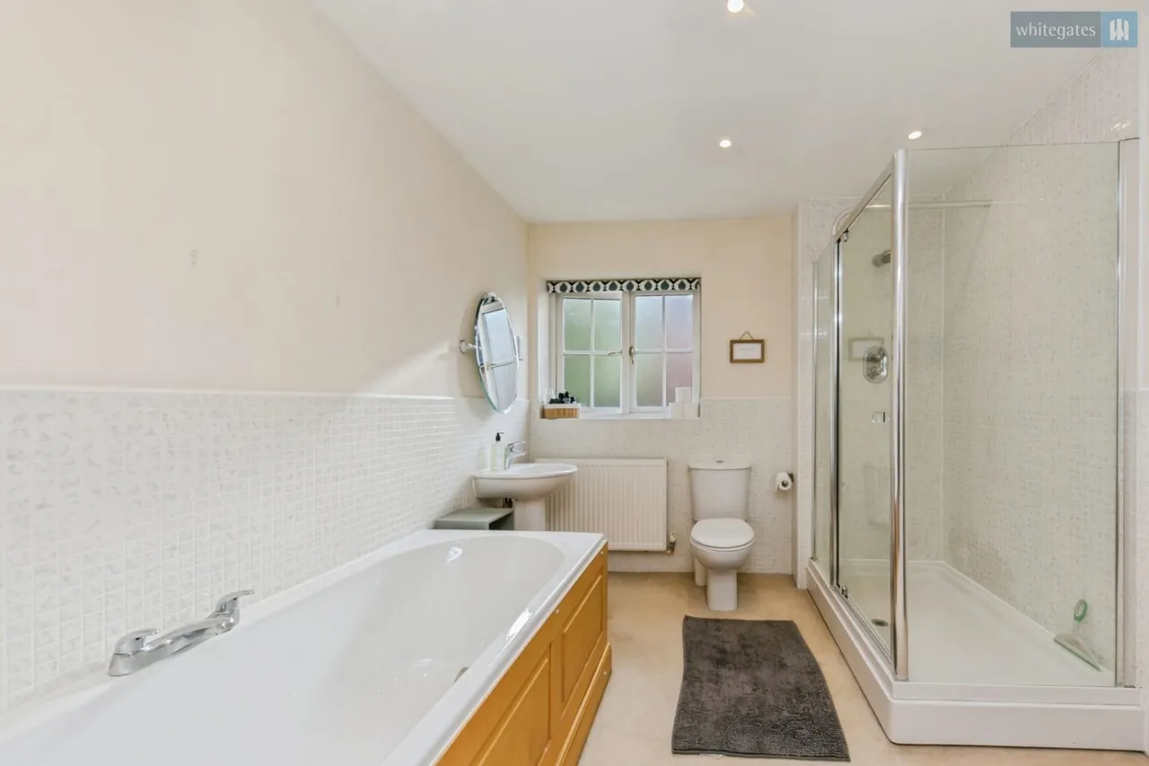 Wychwood Park, Weston, CW2, photo 30