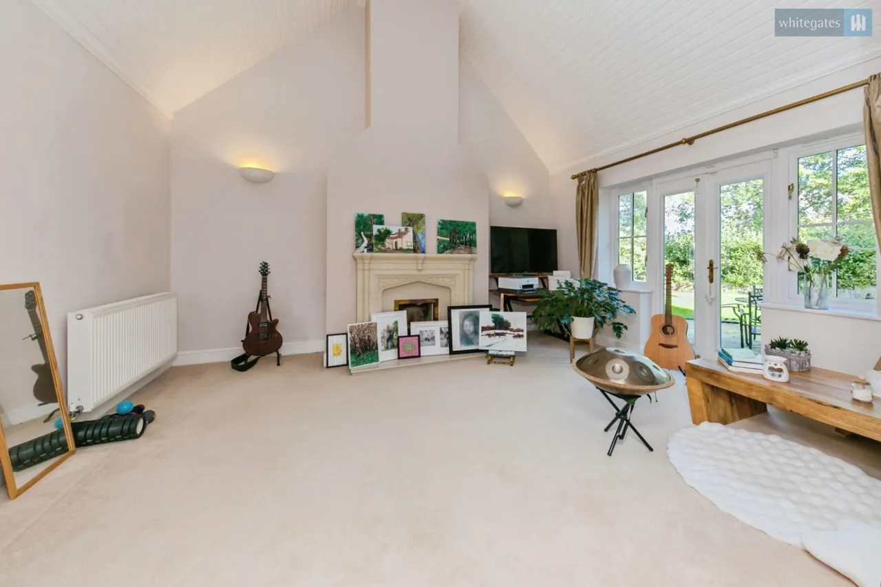 Wychwood Park, Weston, CW2, photo 11
