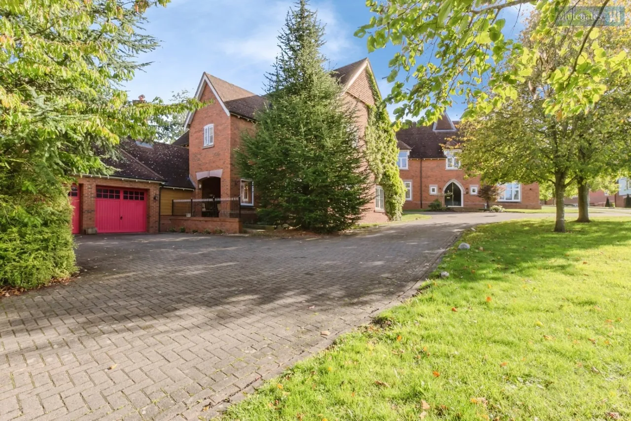 Wychwood Park, Weston, CW2, photo 42