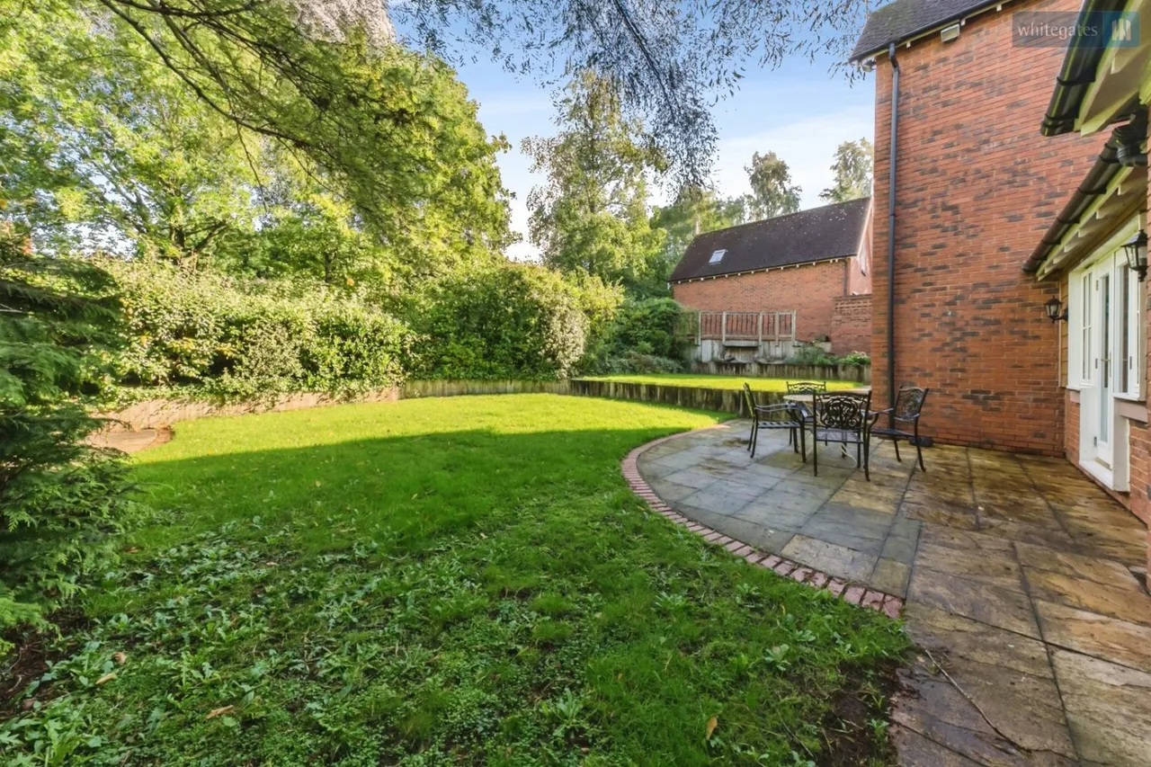 Wychwood Park, Weston, CW2, photo 34