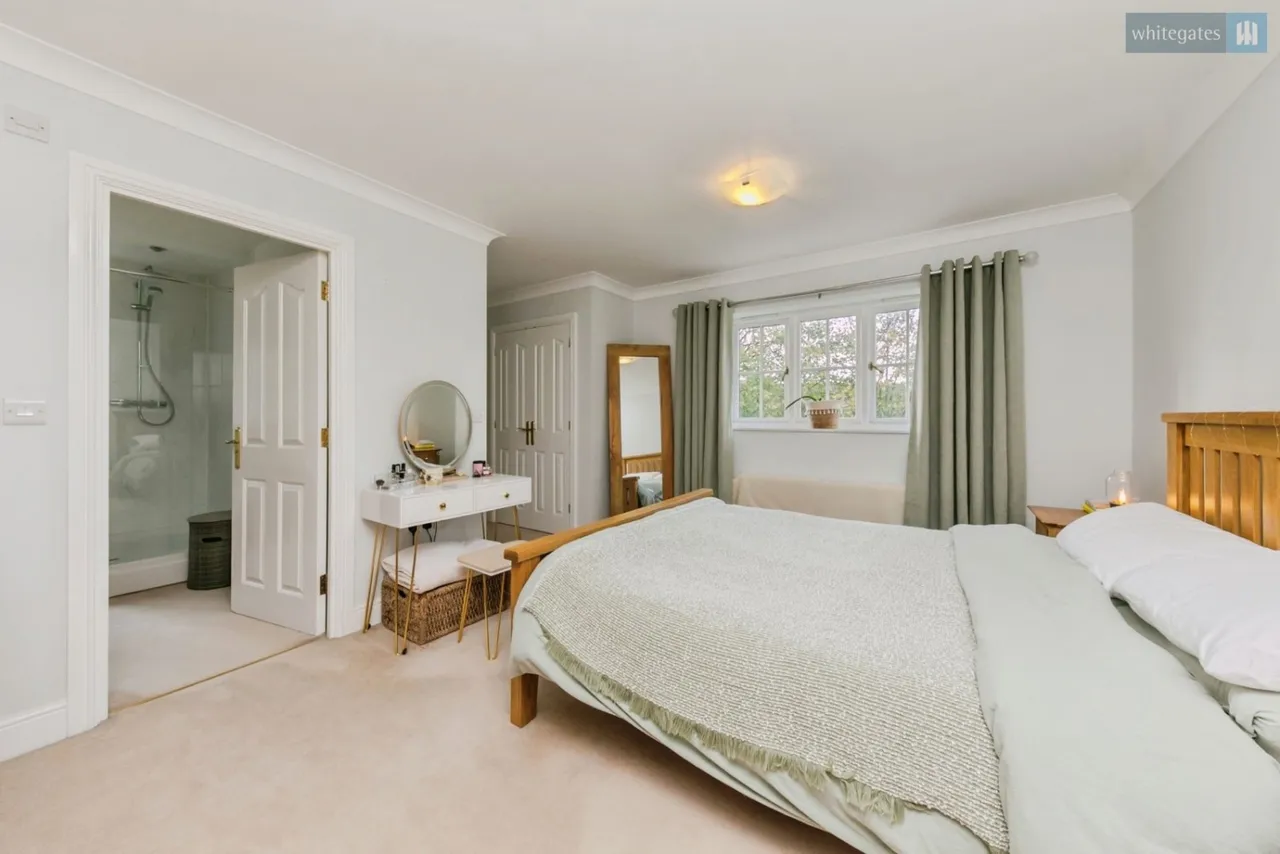 Wychwood Park, Weston, CW2, photo 17