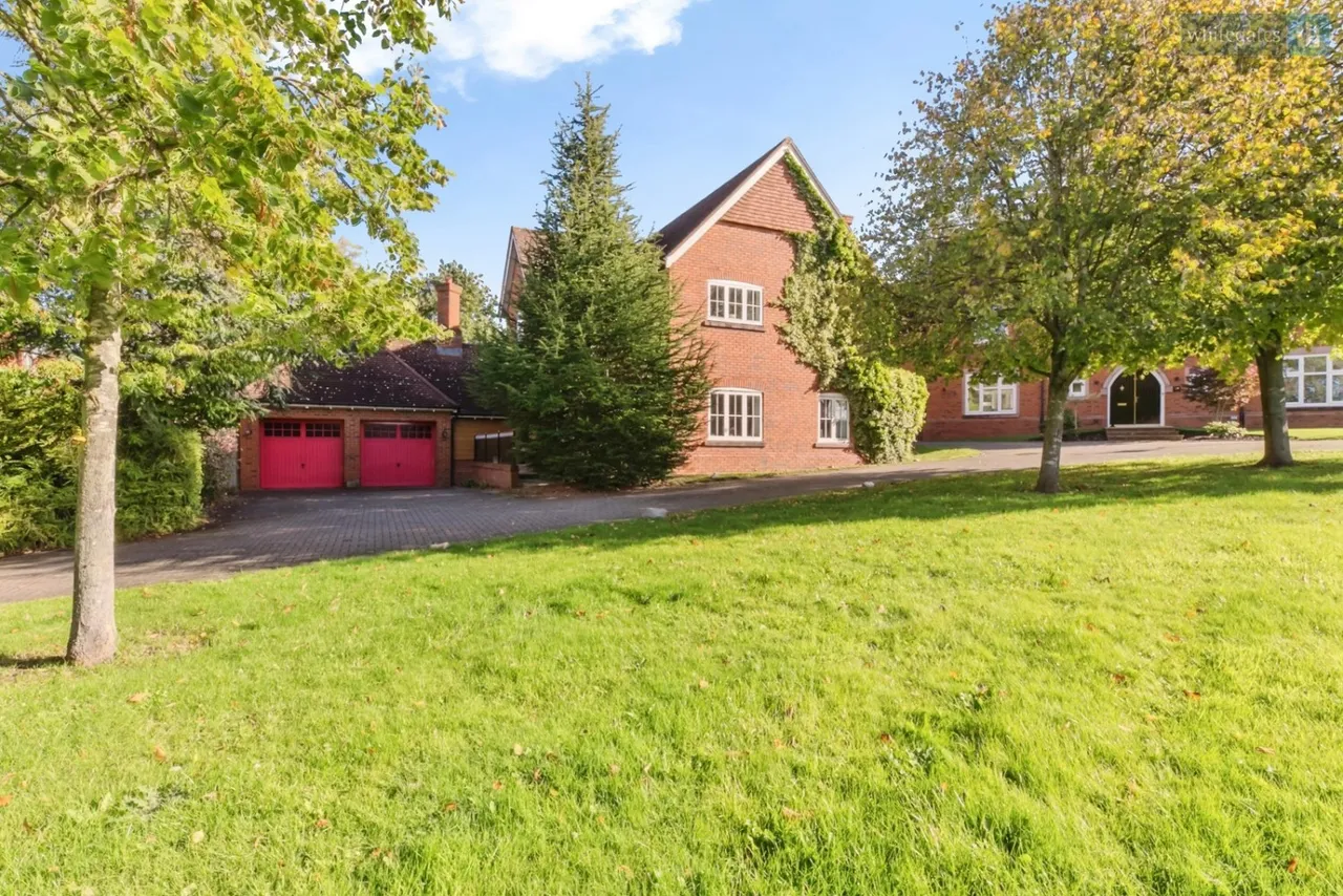 Wychwood Park, Weston, CW2, photo 39