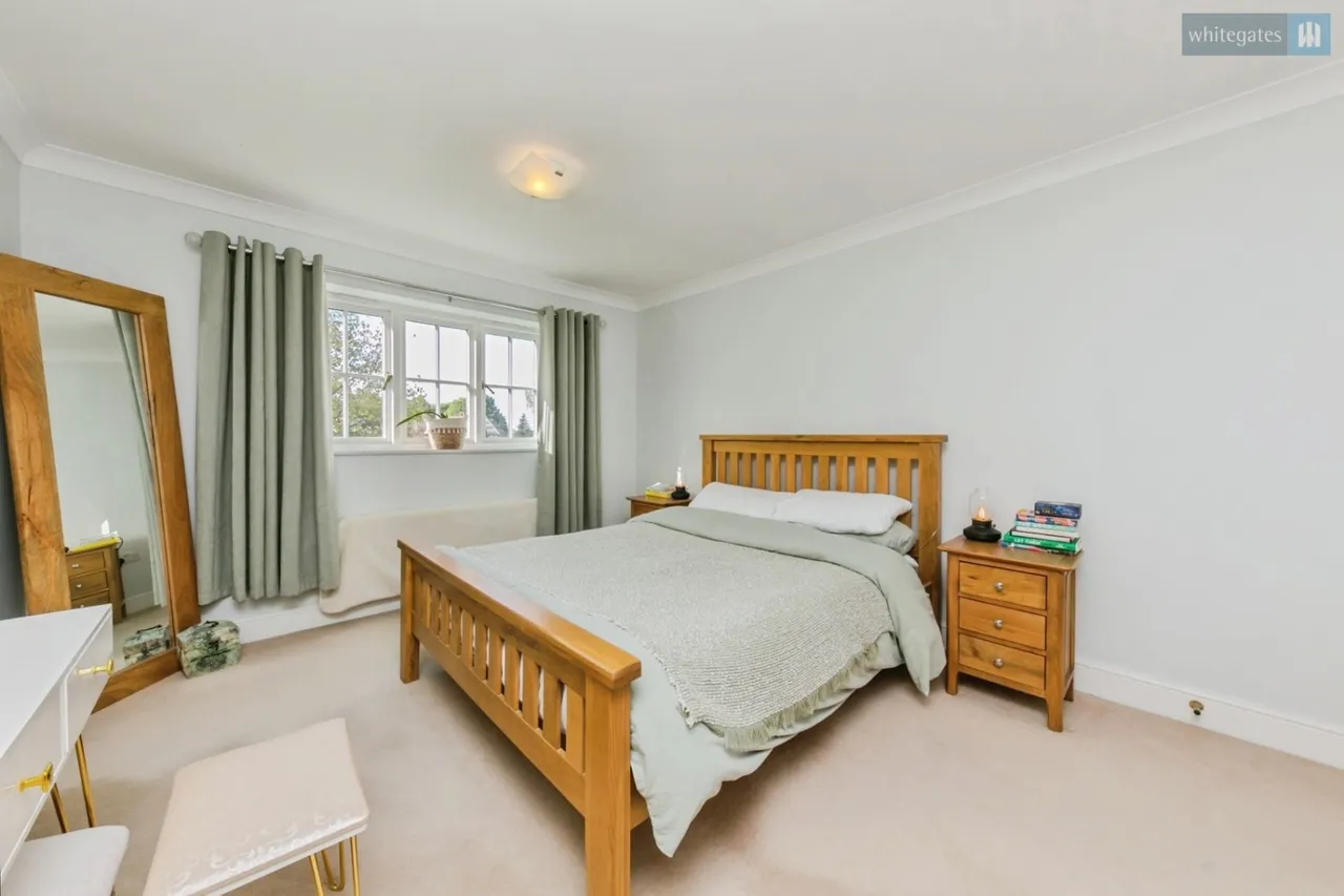 Wychwood Park, Weston, CW2, photo 18