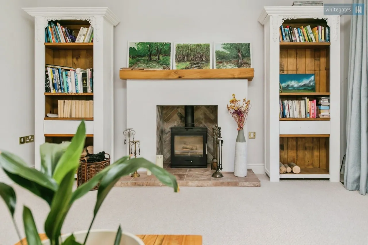 Wychwood Park, Weston, CW2, photo 9