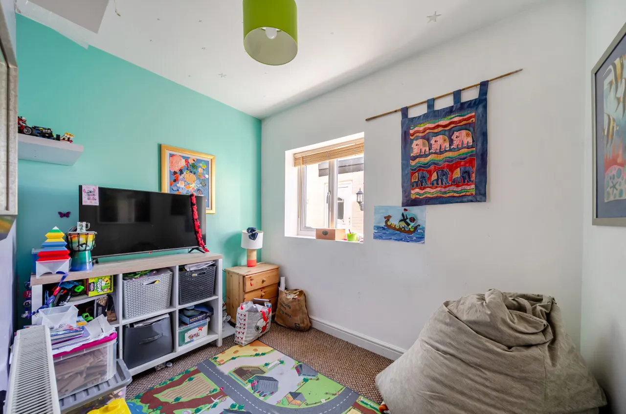Spring Gardens, Anlaby Common, HU4, photo 18