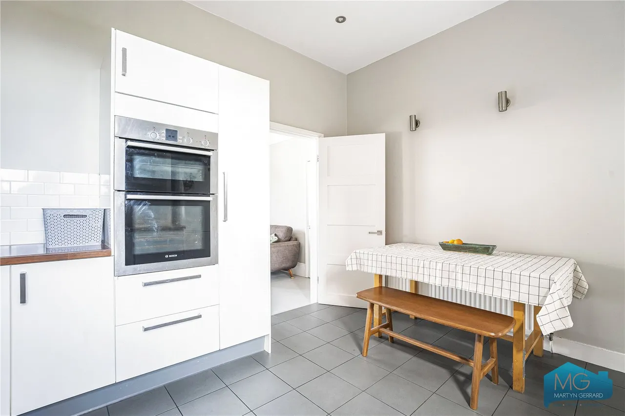 Churchfield Avenue, North Finchley, N12, photo 9