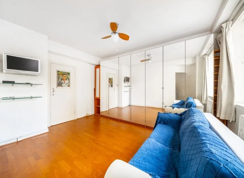 Woburn Place, Bloomsbury, WC1H, photo 2