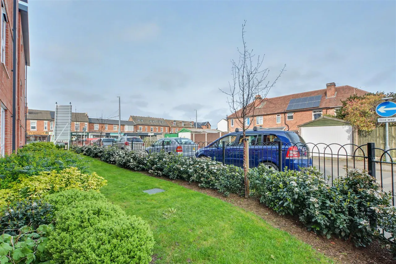 Wilmot Lane, Beeston, NG9, photo 9
