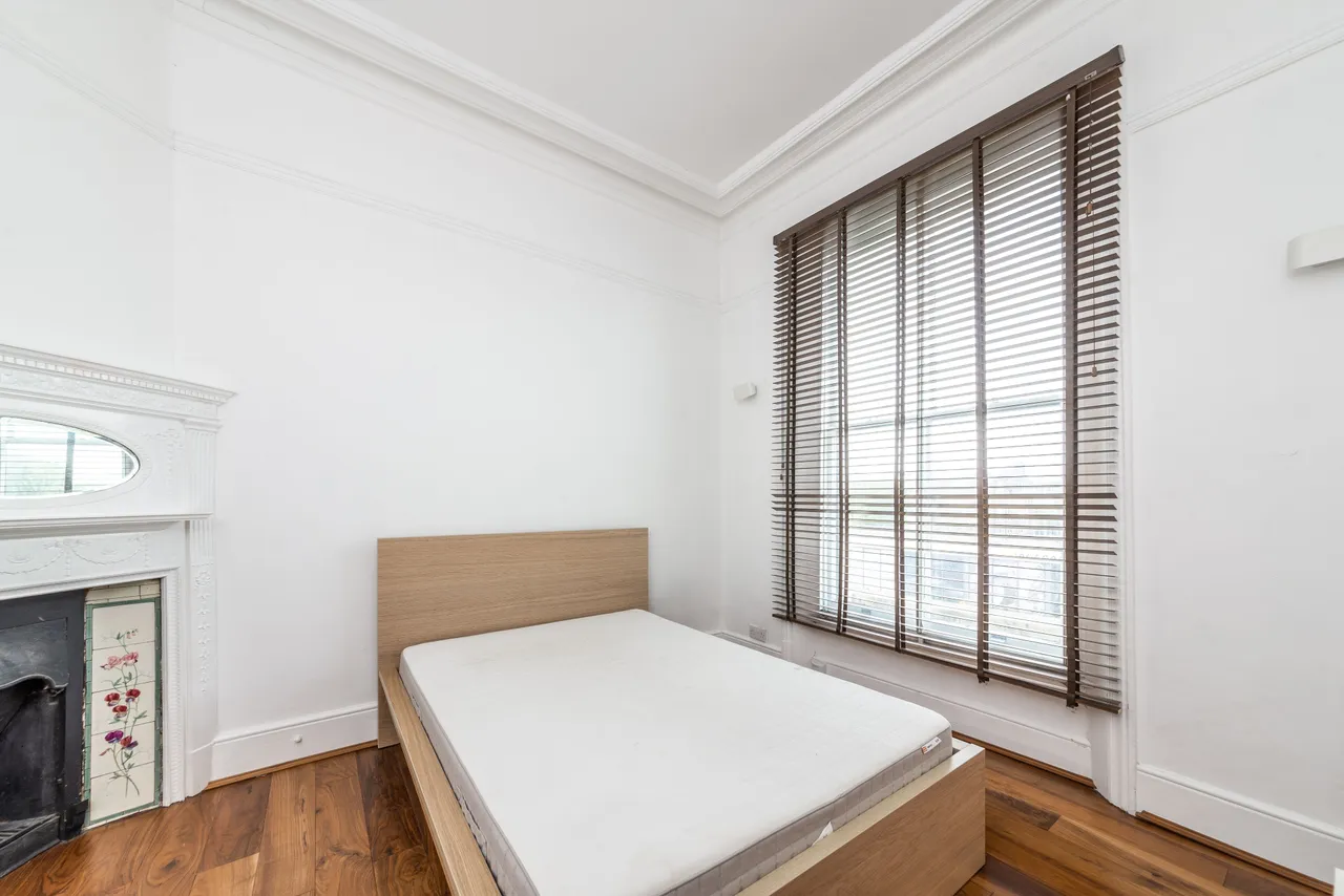 Flat 2, 210 Camden Road, London, photo 4