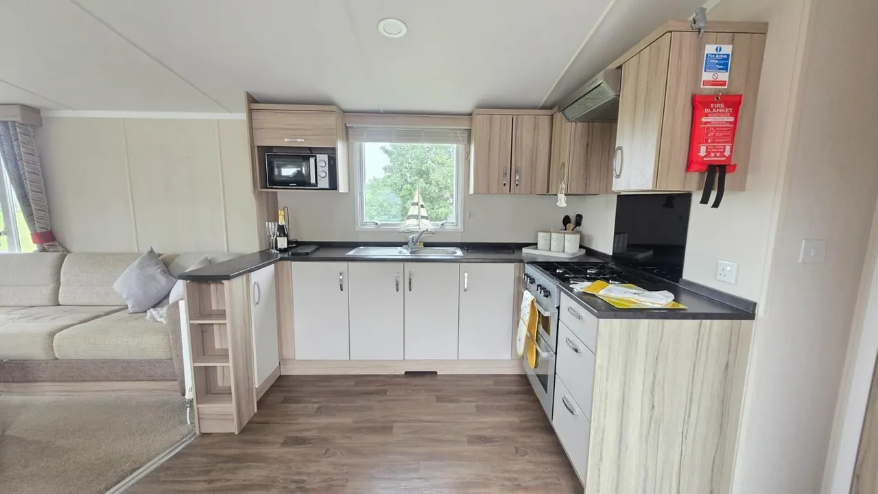 Swift Loire, Scarborough Lodge Retreat, YO12, photo 7