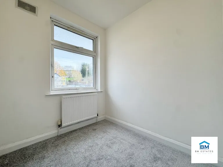 Broad Avenue, Leicester, LE5 4PT, photo 6