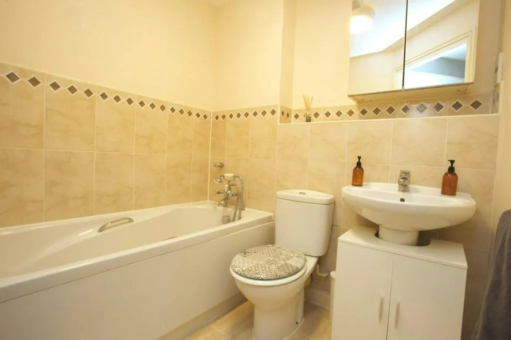 Crestwood View, Eastleigh, SO50, photo 11