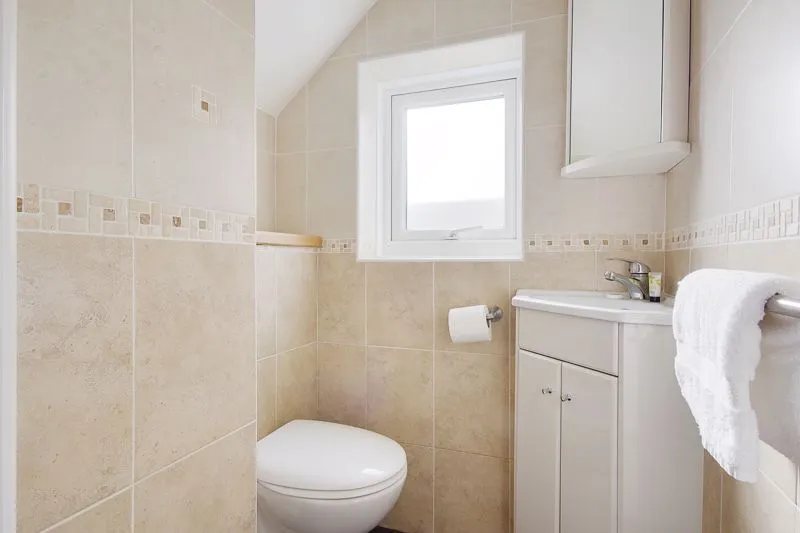 New Road West Parley, Bournemouth BH22 8EA, photo 6