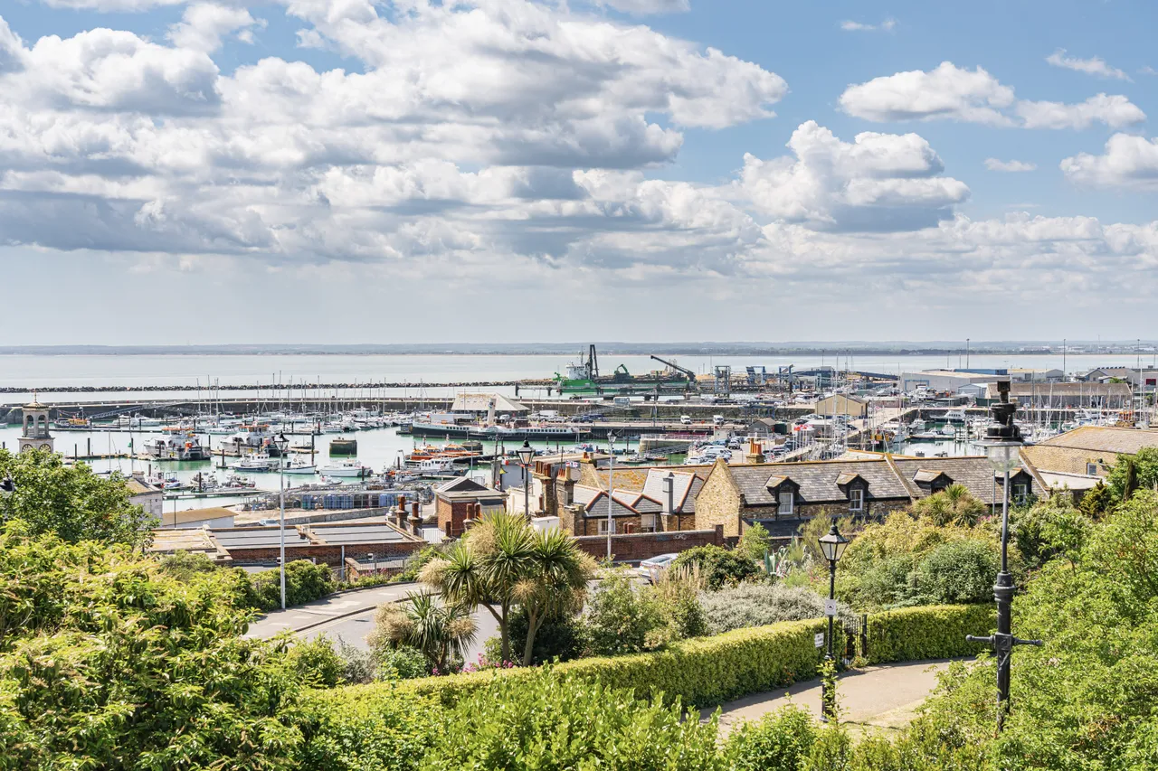 Albion Place, Ramsgate, CT11, photo 10