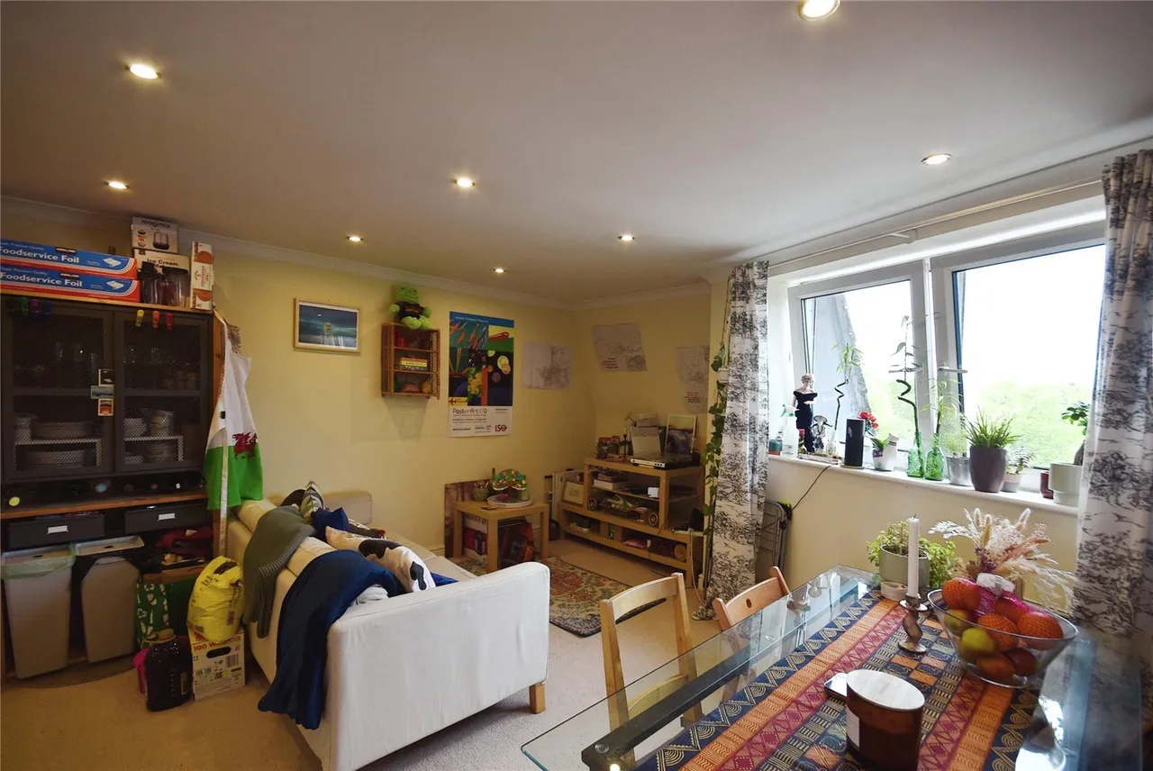 Rhydypenau Road, Cyncoed, Cardiff, CF23, photo 6