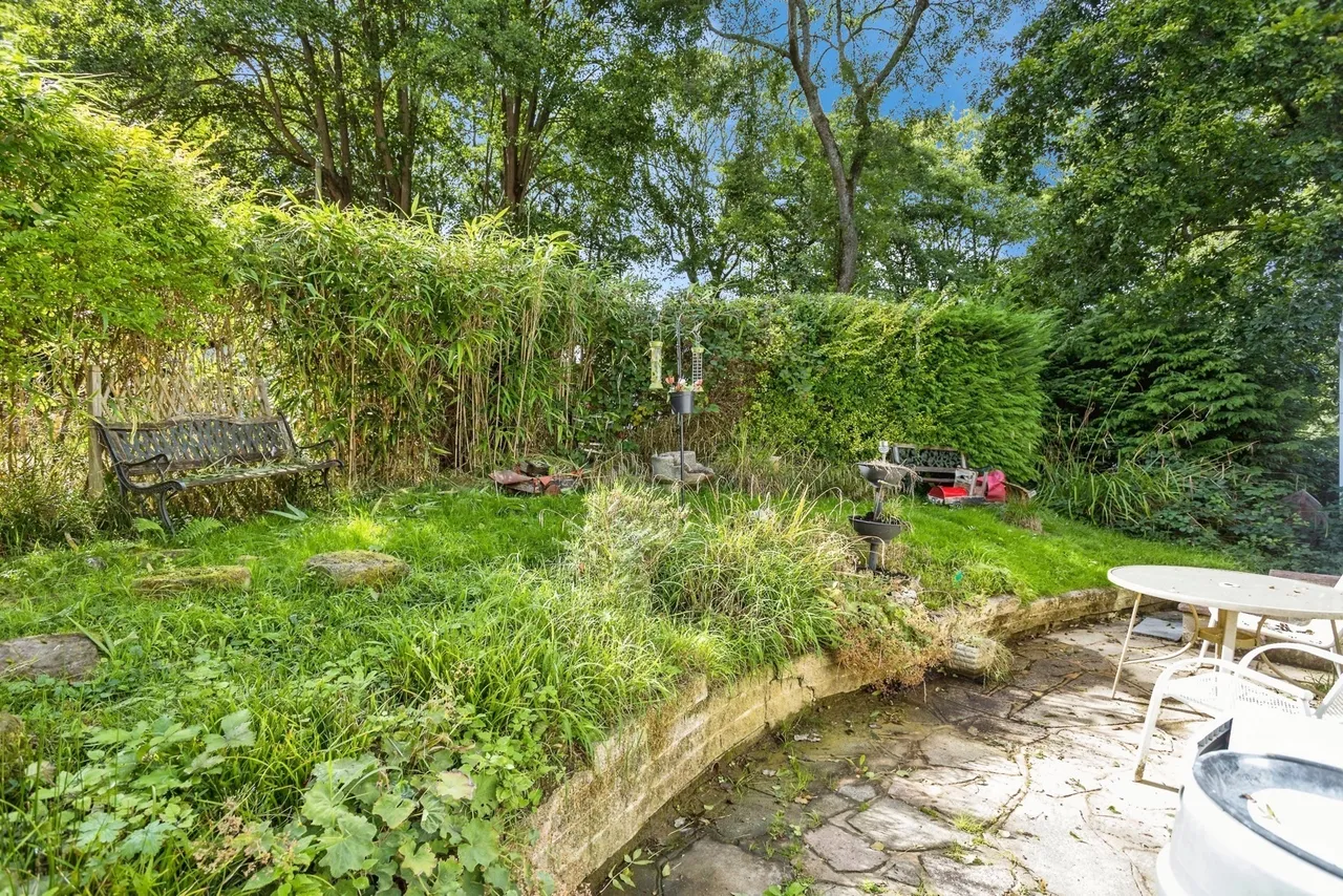 Linnett Close, Turners Hill Park, RH10, photo 5