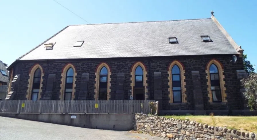1 bed flat to rent, Bangor Road, Penmaenmawr, LL34
