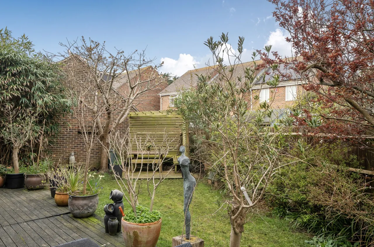 Mere Close, Bracklesham Bay, PO20, photo 19