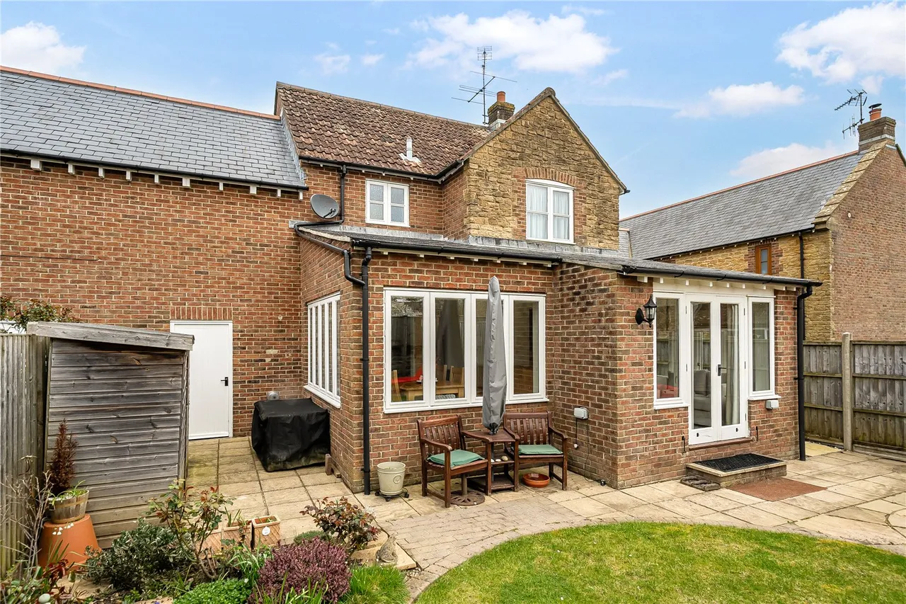 Frog Lane, Haselbury Plucknett, Crewkerne, Somerset, TA18 7RT, photo 16