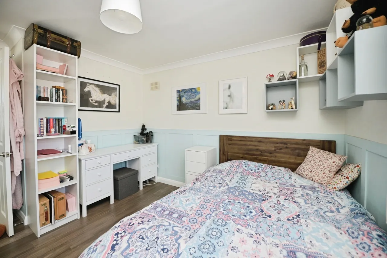 Fullers Close, Romford, RM5, photo 9
