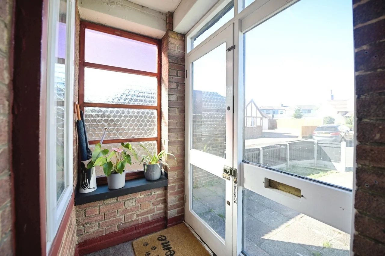 Fullers Close, Romford, RM5, photo 4