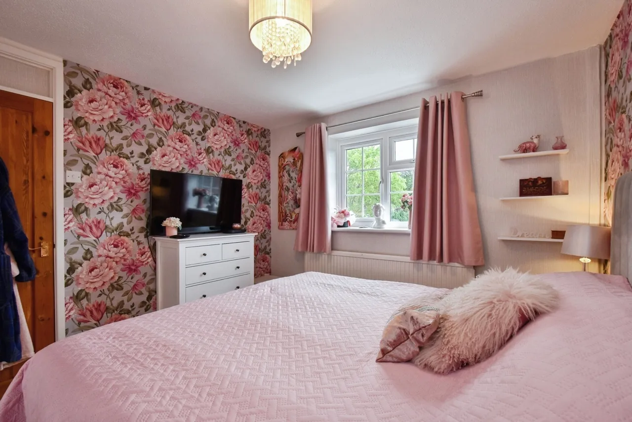 Heol Ceirios, Llandybie, SA18, photo 19