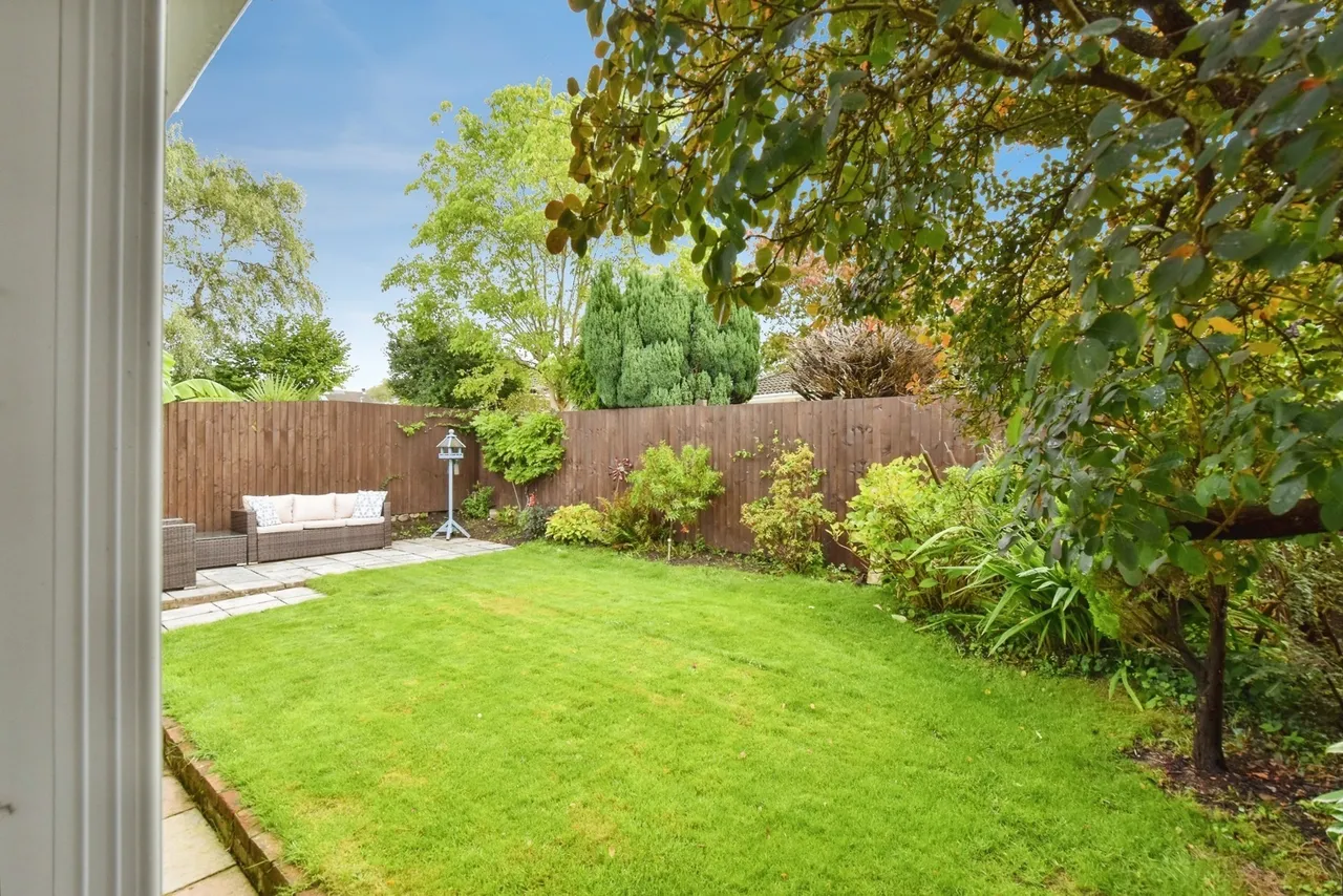 Heol Ceirios, Llandybie, SA18, photo 10
