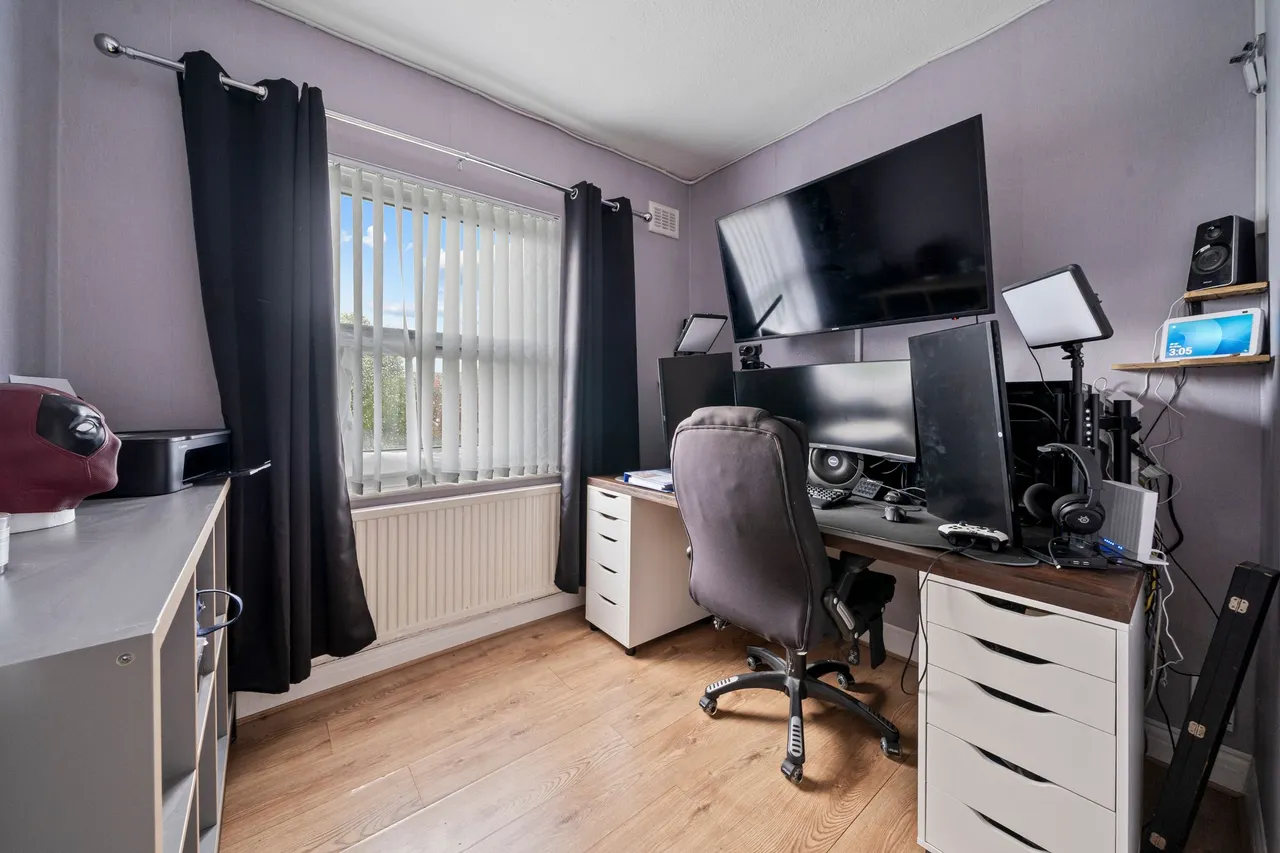 Coronation Street, Ashton-In-Makerfield, WN4, photo 16