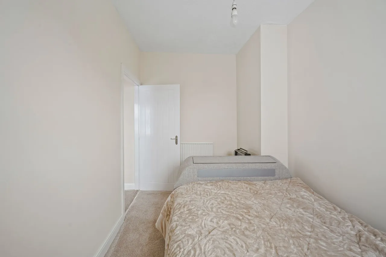 Coronation Street, Ashton-In-Makerfield, WN4, photo 15