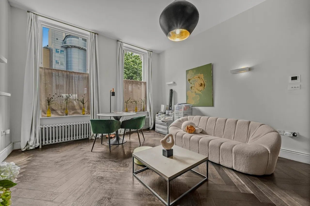 Guilford Street, Bloomsbury, WC1N, photo 3