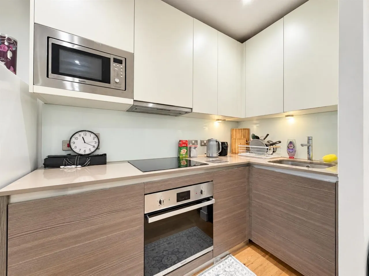 property to rent, Lampton Road, Hounslow, TW3