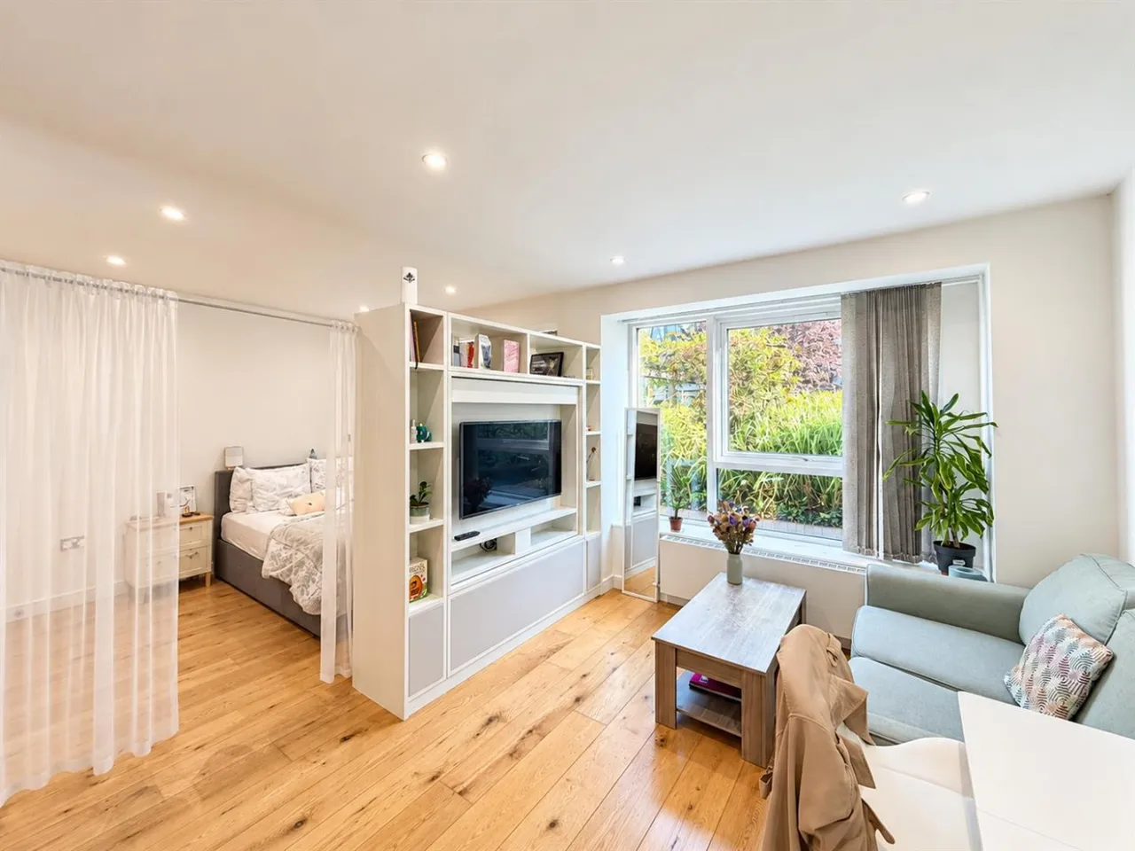 Lampton Road, Hounslow, TW3, photo 2