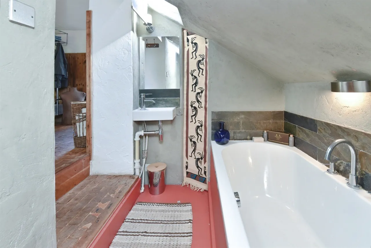 Lanes End Hill, Rodden, BA11, photo 17
