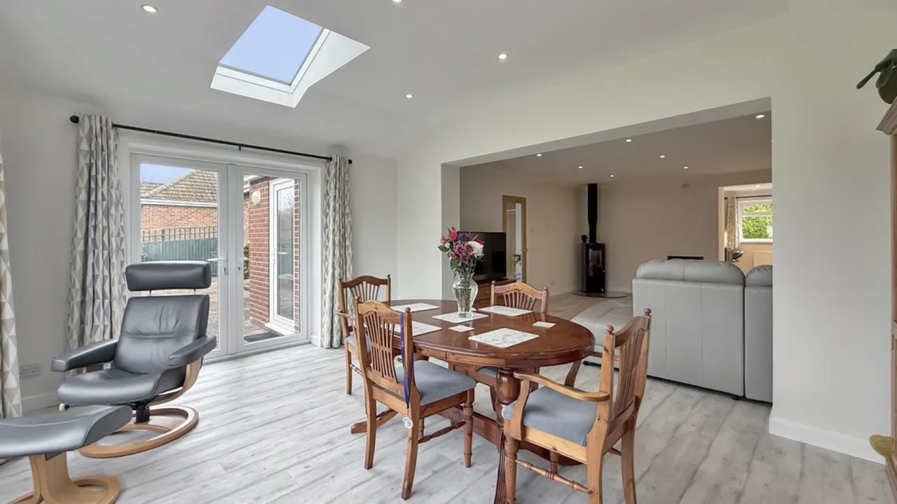Grange Lane, Warminster, photo 8