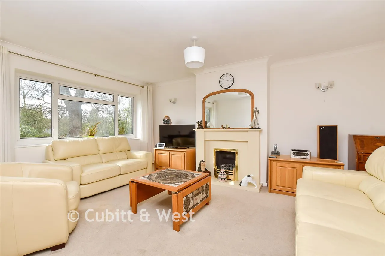 Castleton Close, Banstead, SM7, photo 4