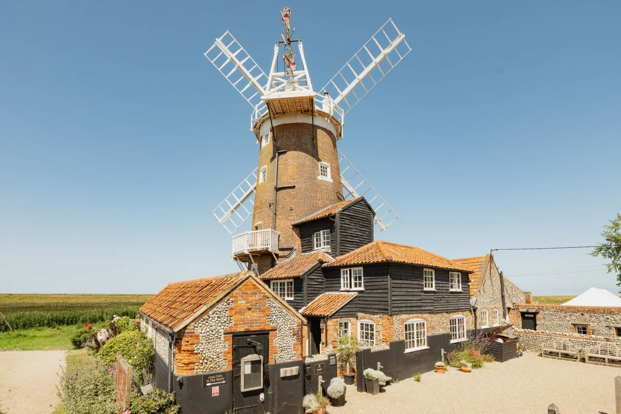 Cley, Holt, Norfolk, NR25 7RP, photo 12