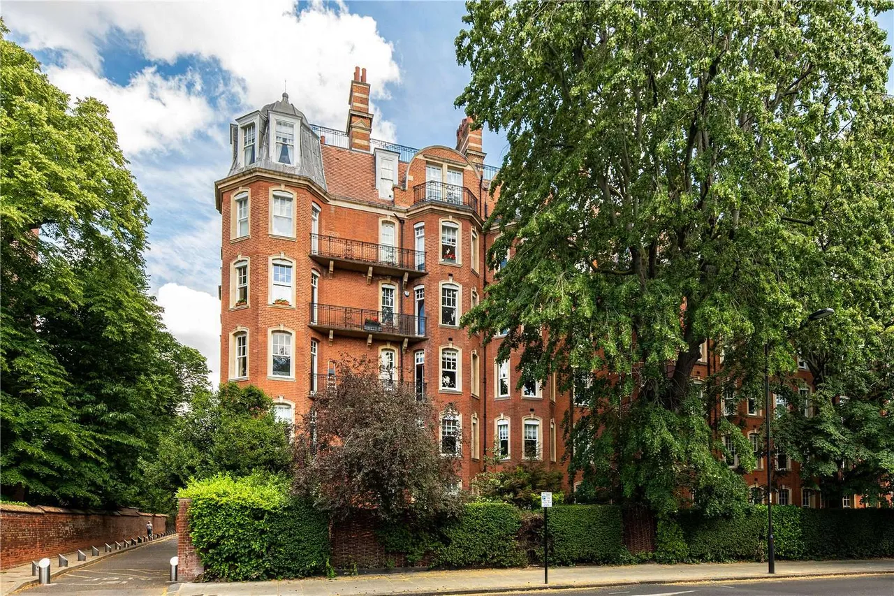 Oakwood Court, London, W14 8JF, photo 2