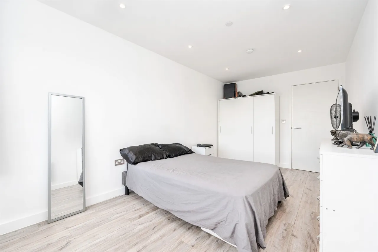 Cherry Tree Road, Watford, WD24, photo 12