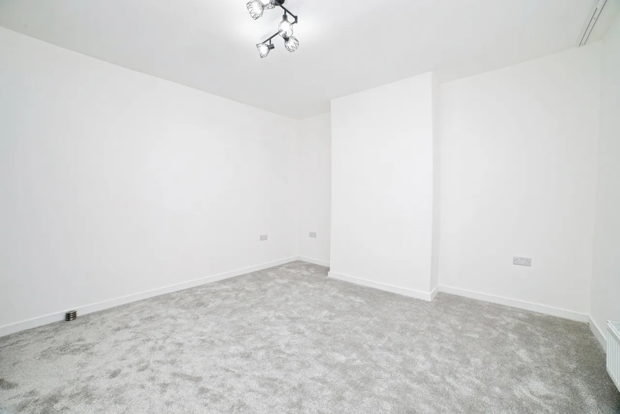 Sutton Road, Huthwaite, Sutton-in-Ashfield, Nottinghamshire, NG17, photo 13