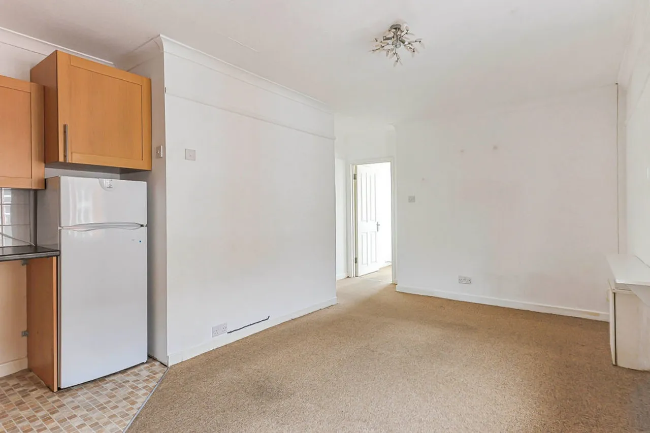 Campbell Road, Bournemouth, photo 5