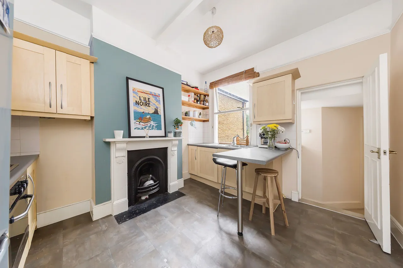 First Floor, 69 Norroy Road, London, photo 9