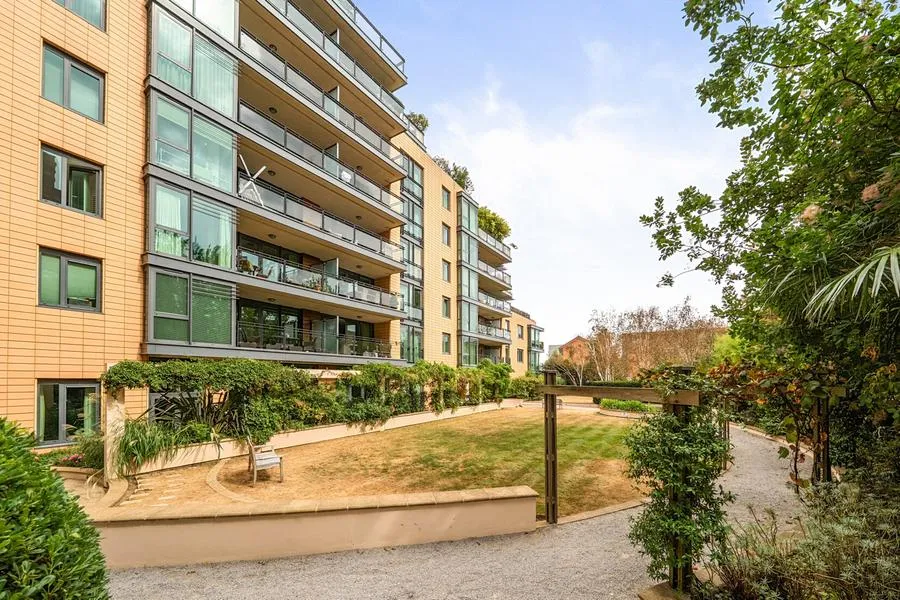 St. Johns Wood Road, London, NW8, photo 21