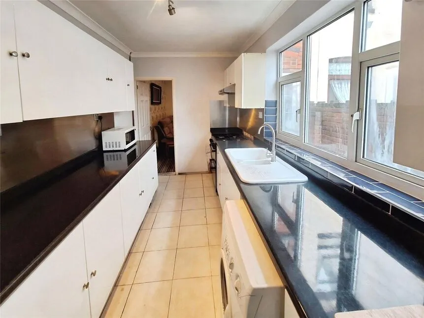 St. Marys Road, Nuneaton, CV11, photo 9