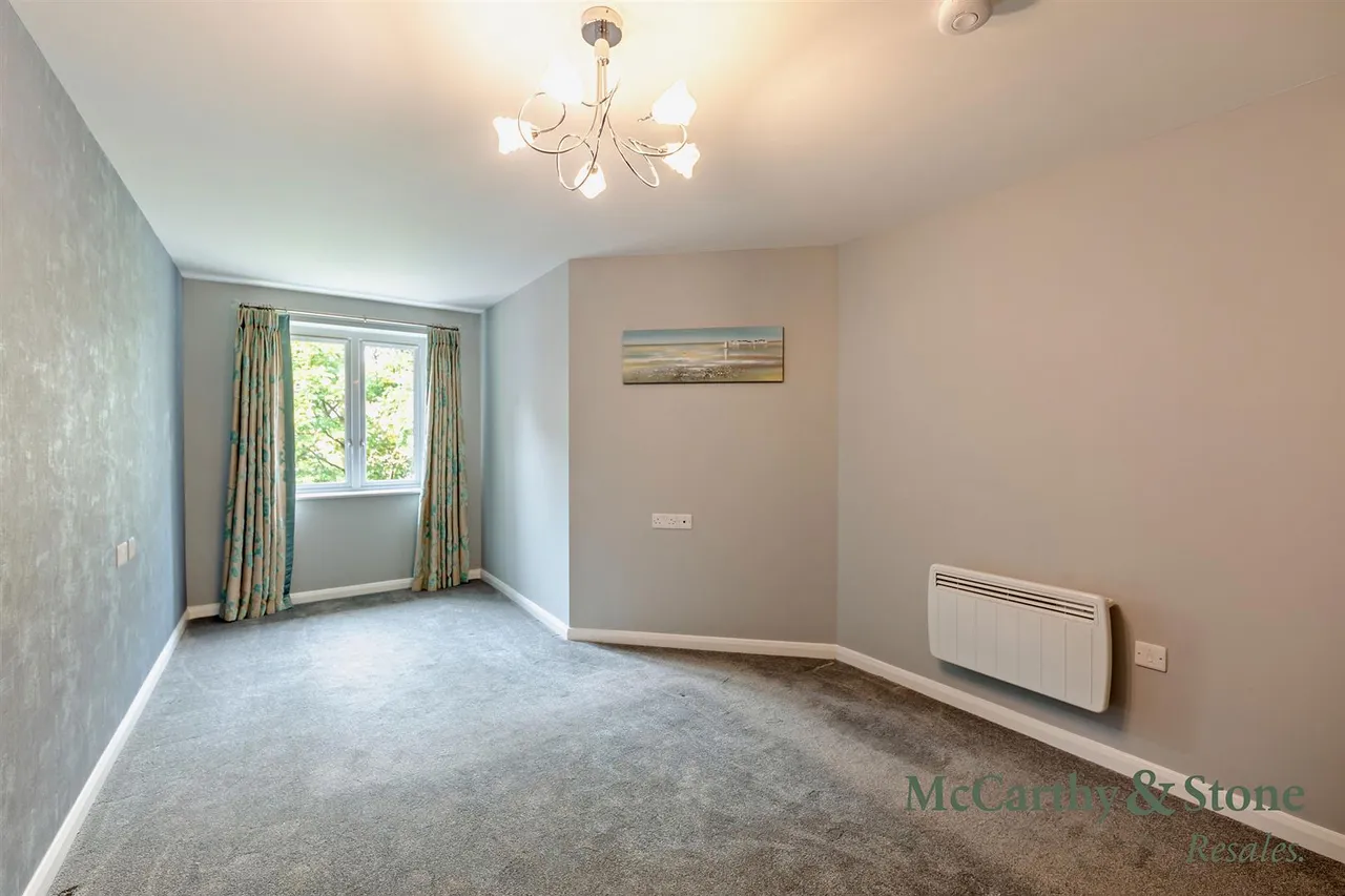 North Road, Ponteland, NE20, photo 3