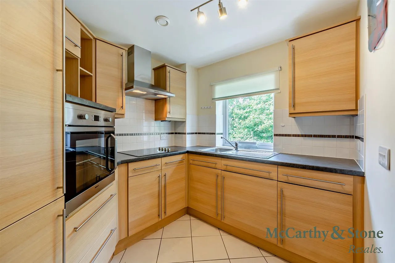 North Road, Ponteland, NE20, photo 7