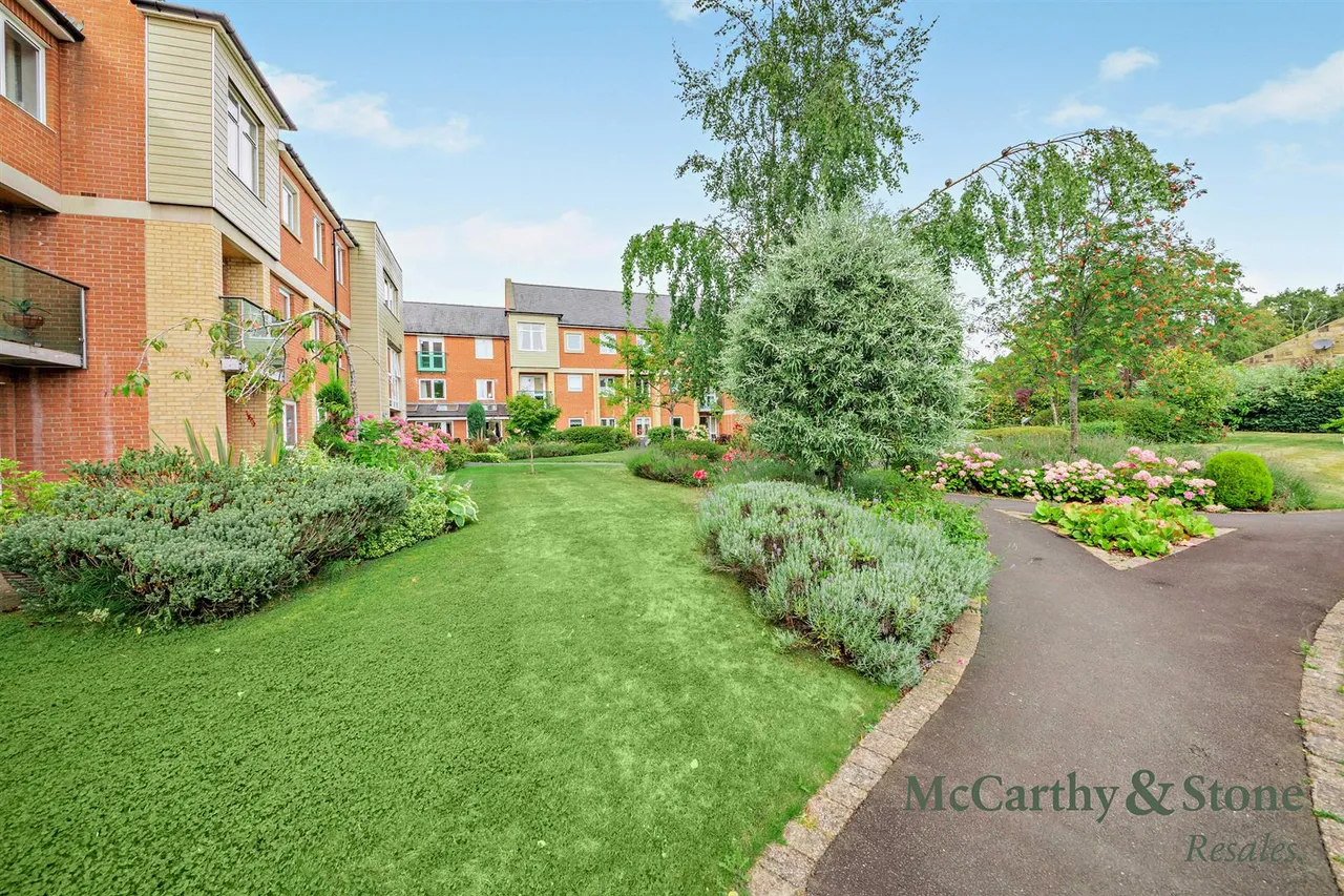 North Road, Ponteland, NE20, photo 10