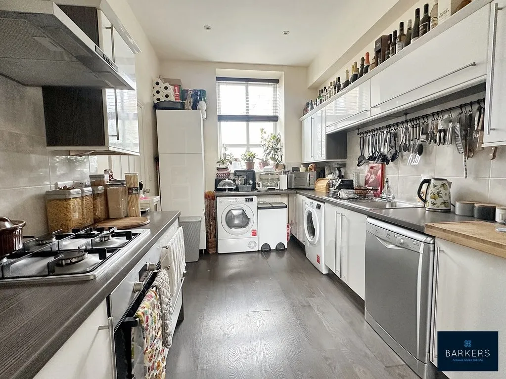 Brunswick Place, Heckmondwike WF16 0LE, photo 3